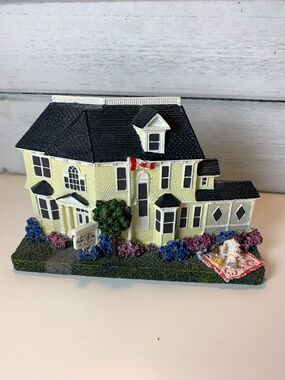 Catherine Karnes Munn Collectible House Shediac NB Mother’s Love Miniature